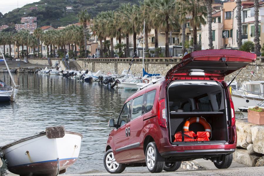  Fiat Doblo (152) 2015 года  (фото 18 из 47)